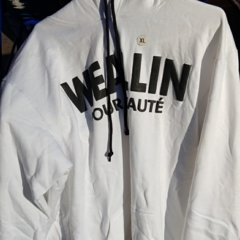 Loyale white hoodie suit